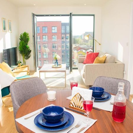 Exoticstay Apartments - Ultra Luxe Top Floor Suite - City Centre Apartment With Cube View - Smart 4K Tv With Ultrafast Wifi & Netflix Μπέρμιγχαμ Εξωτερικό φωτογραφία