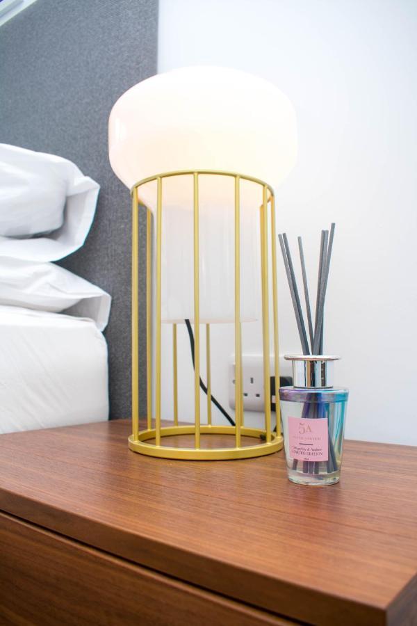 Exoticstay Apartments - Ultra Luxe Top Floor Suite - City Centre Apartment With Cube View - Smart 4K Tv With Ultrafast Wifi & Netflix Μπέρμιγχαμ Εξωτερικό φωτογραφία